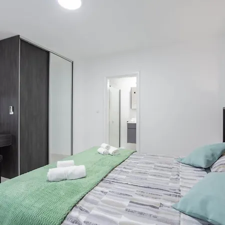 Stars Hill With Heating Pool And Jacuzzi - Makarska Slivno (Split-Dalmatia)