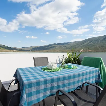 Stars Hill With Heating Pool And Jacuzzi - Makarska *