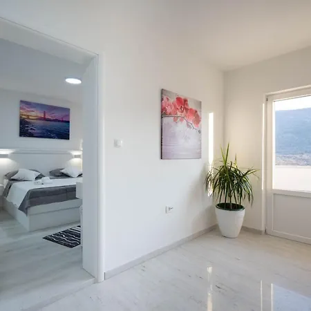 Villa Stars Hill With Heating Pool And Jacuzzi - Makarska