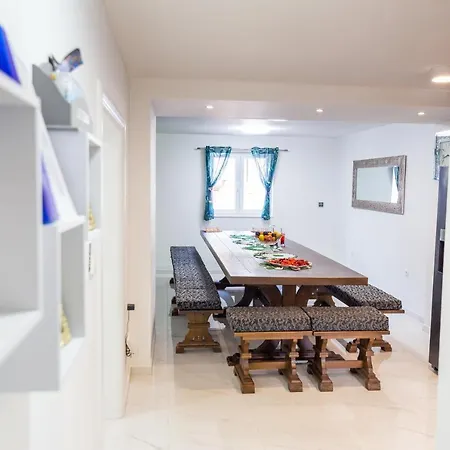 Stars Hill With Heating Pool And Jacuzzi - Makarska Villa