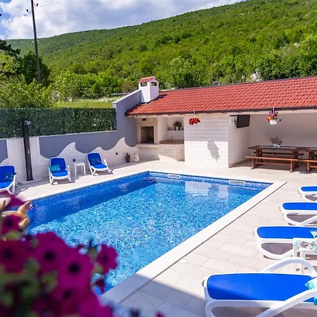 Stars Hill With Heating Pool And Jacuzzi - Makarska Villa *