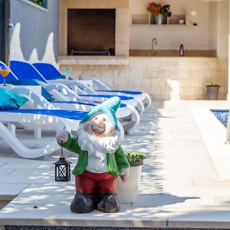 Villa Stars Hill With Heating Pool And Jacuzzi - Makarska *