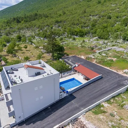 Stars Hill With Heating Pool And Jacuzzi - Makarska Villa Slivno (Split-Dalmatia)