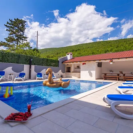 Stars Hill With Heating Pool And Jacuzzi - Makarska Villa *