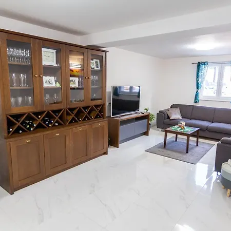 Stars Hill With Heating Pool And Jacuzzi - Makarska Villa