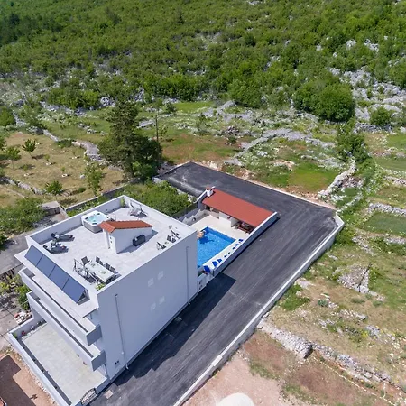 Villa Stars Hill With Heating Pool And Jacuzzi - Makarska *