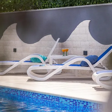 Stars Hill With Heating Pool And Jacuzzi - Makarska *
